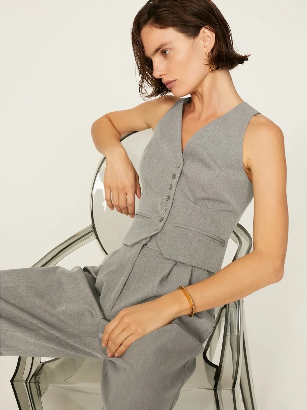 Favorite Daughter The Favorite Vest button front v neck  in frost gray Large